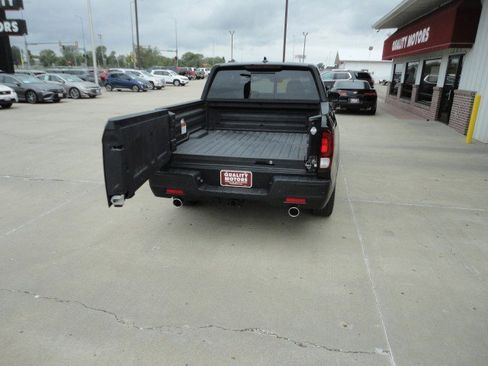 Used 2023 Honda Ridgeline Black Edition image 15