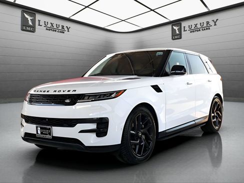 Used 2023 Land Rover Range Rover Sport SE image 4