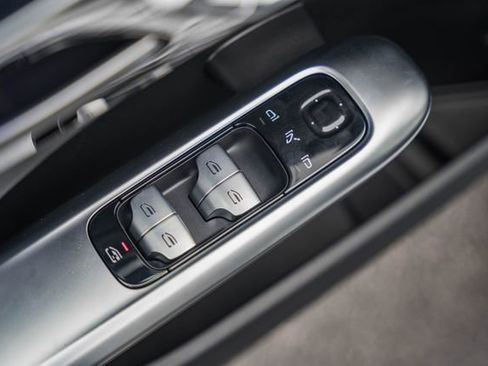 New 2026 Mercedes-Benz C 43 AMG 4MATIC Sedan image 33