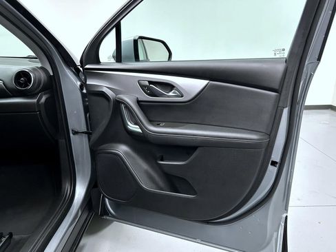 Used 2025 Chevrolet Blazer LT image 16