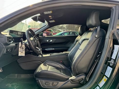 Used 2024 Ford Mustang GT Premium image 23