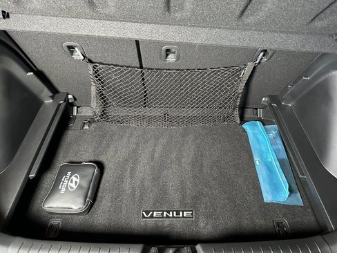 Used 2023 Hyundai Venue SEL w/ Cargo Package image 22