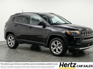 Used 2025 Jeep Compass Latitude video 1