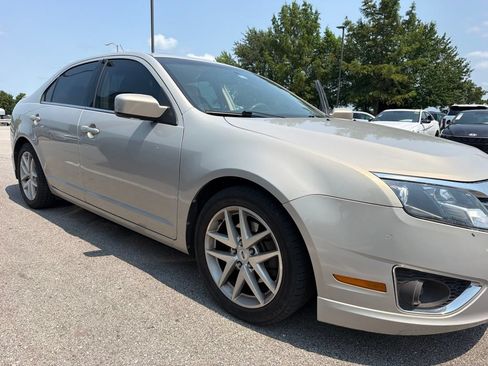 Used 2010 Ford Fusion SEL FWD image 5
