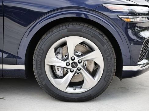 New 2026 Genesis GV70 2.5T Advanced AWD/4WD image 5