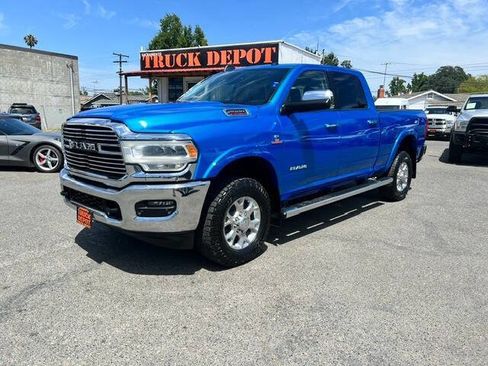 Used 2020 RAM 2500 Laramie AWD/4WD image 3