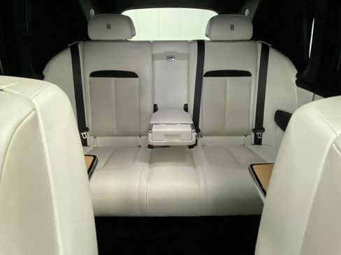 Used 2019 Rolls-Royce Cullinan AWD/4WD image 37