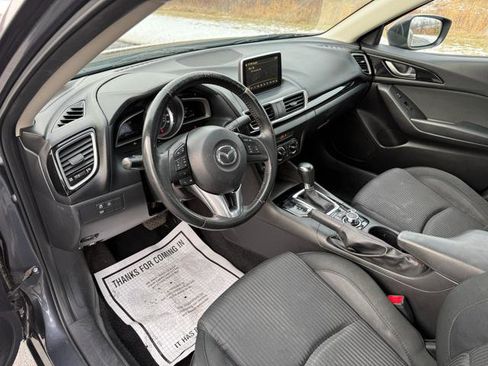 Used 2016 MAZDA MAZDA3 i Touring image 9