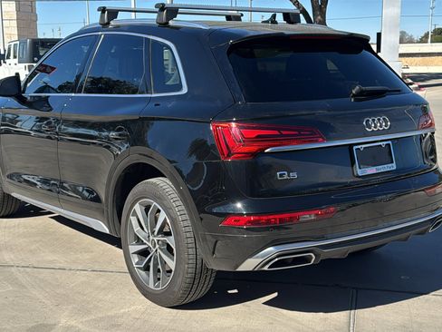 Used 2022 Audi Q5 2.0T Prestige w/ Prestige Package image 5