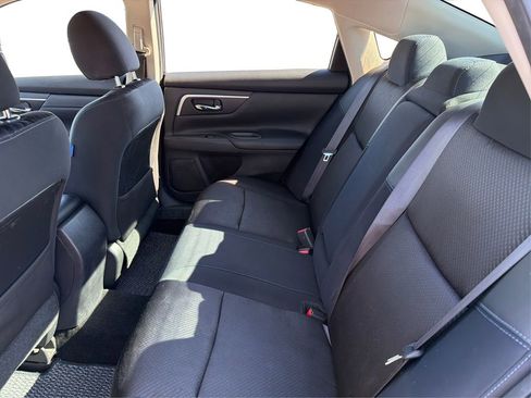 Used 2017 Nissan Altima 2.5 SR image 11