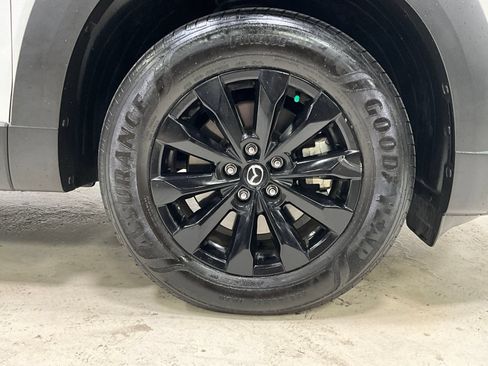 Used 2025 MAZDA CX-50 AWD 2.5 S w/ Weather Package image 11