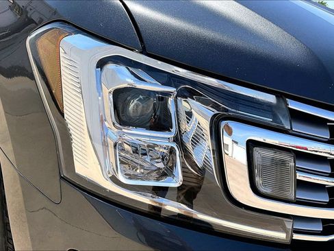 Used 2018 Ford Expedition Limited RWD image 35