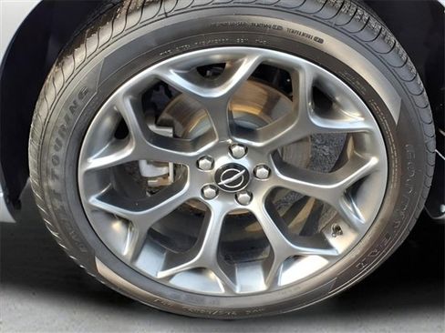 Used 2015 Chrysler 300 S image 11