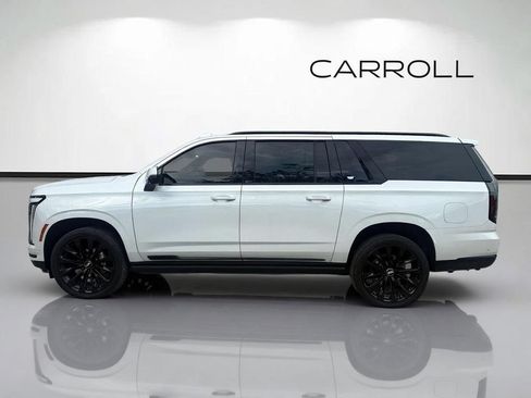 Used 2025 Cadillac Escalade ESV Sport Platinum w/ LPO, ONYX Package AWD/4WD image 6