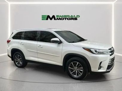 Used 2019 Toyota Highlander XLE
