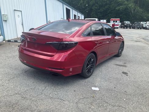 Used 2015 Hyundai Sonata SE w/ Option Group 09 FWD image 5