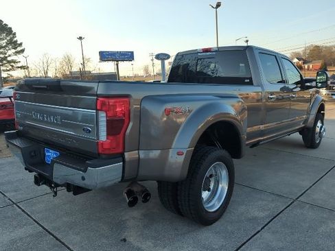 Used 2018 Ford F450 King Ranch w/ King Ranch Ultimate Package image 8