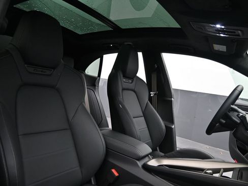 New 2025 Porsche Macan Turbo Electric image 39