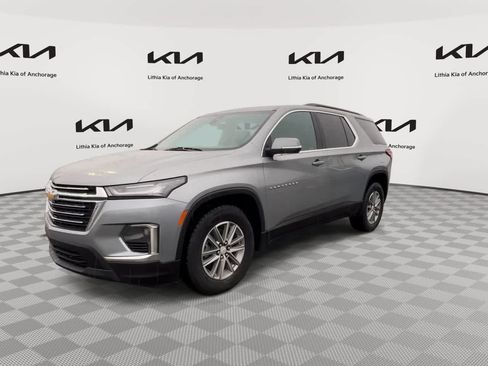 Used 2023 Chevrolet Traverse LT AWD/4WD image 4