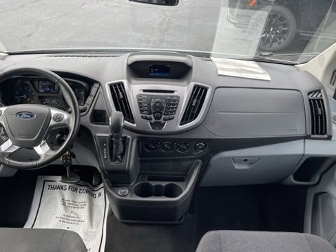 Used 2018 Ford Transit 150 XLT image 13