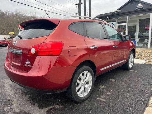 Used 2011 Nissan Rogue SV w/ SL Pkg image 4