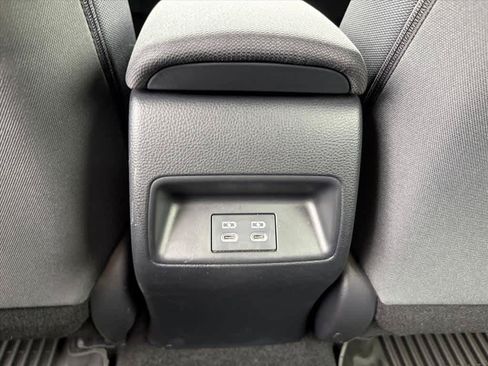 Used 2023 Toyota Corolla LE FWD image 10