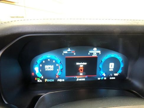 New 2025 Ford Bronco Badlands image 14