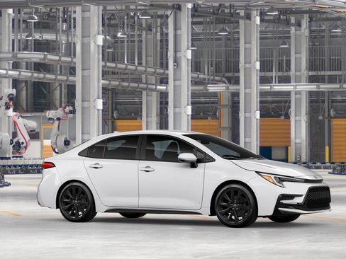 New 2026 Toyota Corolla SE image 13