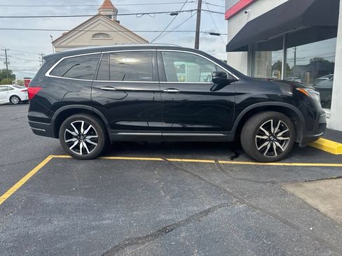 Used 2019 Honda Pilot Touring image 7