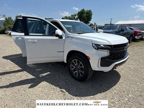 Used 2023 Chevrolet Tahoe Z71 w/ Luxury Package AWD/4WD image 39