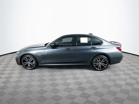 Used 2022 BMW 330e xDrive AWD/4WD image 5