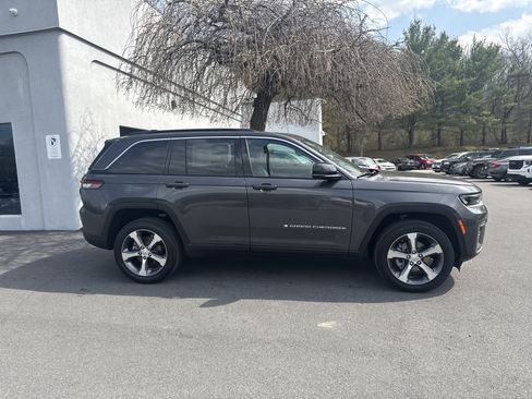New 2026 Jeep Grand Cherokee Limited image 2