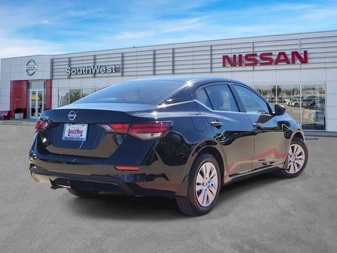 New 2025 Nissan Sentra S image 6