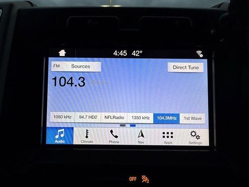 Used 2019 Ford F150 Lariat w/ Equipment Group 502A Luxury image 21