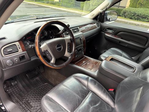 Used 2009 GMC Yukon XL Denali image 11