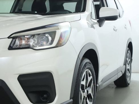 Used 2019 Subaru Forester Premium image 4