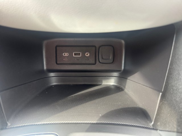 Certified 2024 Chevrolet Equinox LS w/ LS Convenience Package FWD image 20