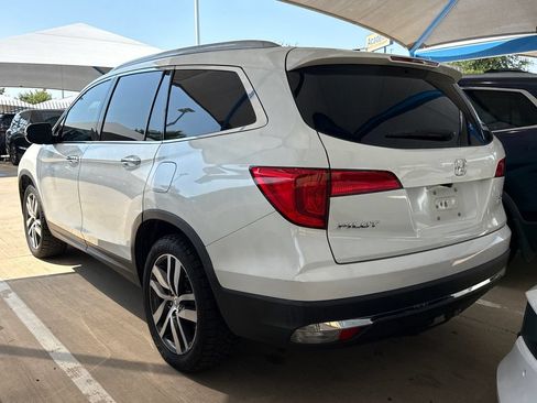 Used 2017 Honda Pilot Elite image 7