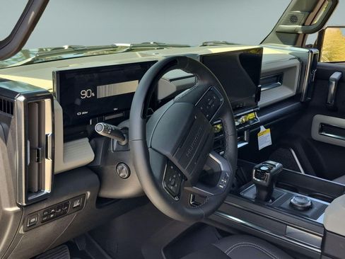 New 2026 GMC Hummer EV 4x4 Crew Cab image 9
