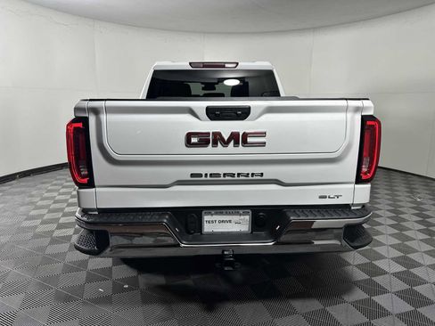 Used 2025 GMC Sierra 1500 SLT image 6