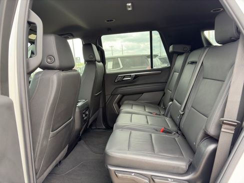 Used 2025 Chevrolet Tahoe Z71 image 10