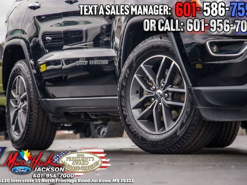 Used 2018 Jeep Grand Cherokee Limited RWD image 2