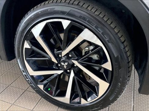 Used 2024 Mitsubishi Outlander SE FWD image 34