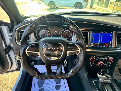 Used 2018 Dodge Charger SRT w/ Harman/Kardon Audio Group image 16