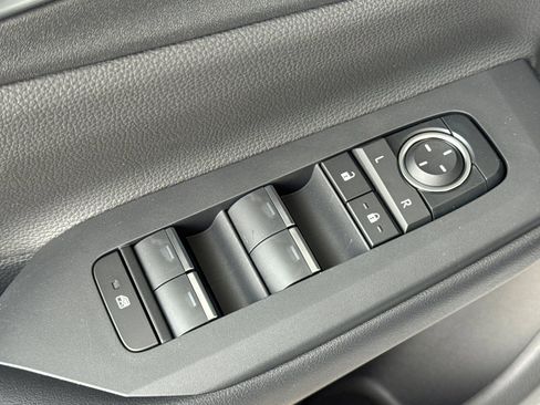 New 2026 Toyota Prius Plug-In Hybrid image 14