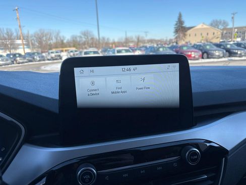 Used 2020 Ford Escape SE Sport image 22