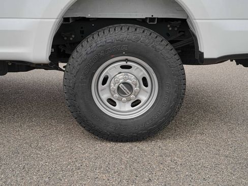 Used 2022 Ford F350 XL w/ Power Equipment Group AWD/4WD image 13