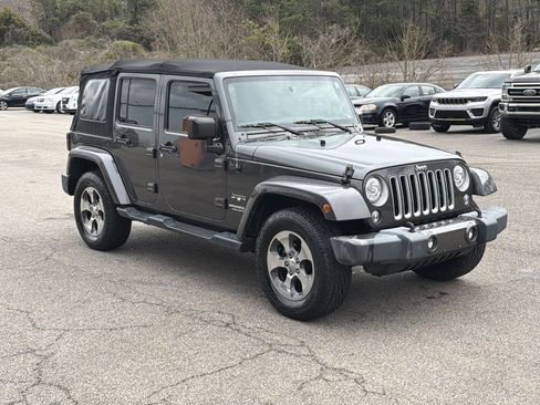 Used 2017 Jeep Wrangler Unlimited Sahara w/ Max Tow Package image 1