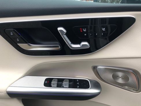 New 2026 Mercedes-Benz GLC 300 GLC 300 image 11