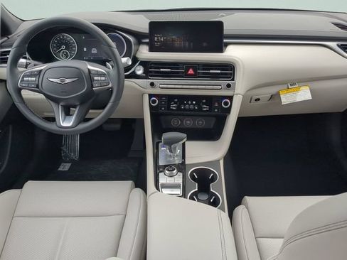 Certified 2025 Genesis G70 2.5T RWD image 19
